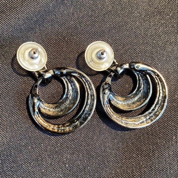 Lia Sophia Black & Silver Drop Earrings - Picture 2 of 6